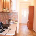 Gyoengyoem Apartamento Balatonalmádi