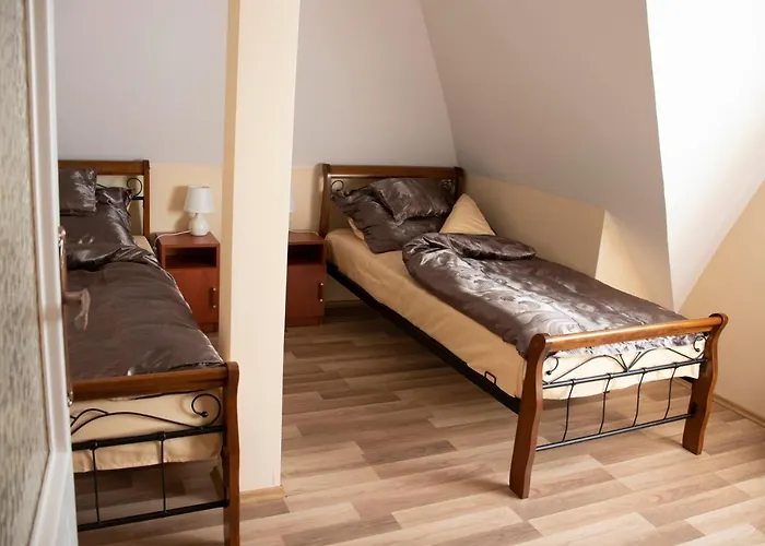 Gyoengyoem Appartement Balatonalmádi