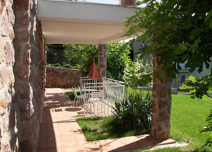 Gyoengyoem דירה *