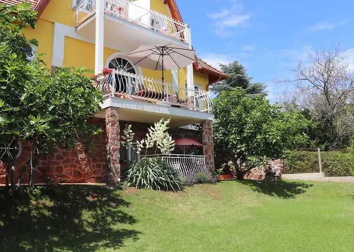 Gyoengyoem Appartement